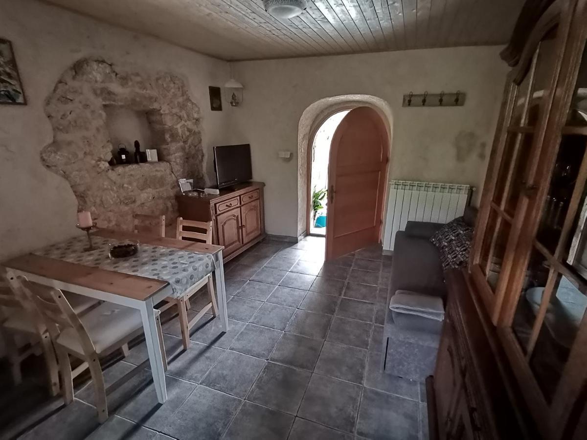Apartmani Puric Malinska Zewnętrze zdjęcie