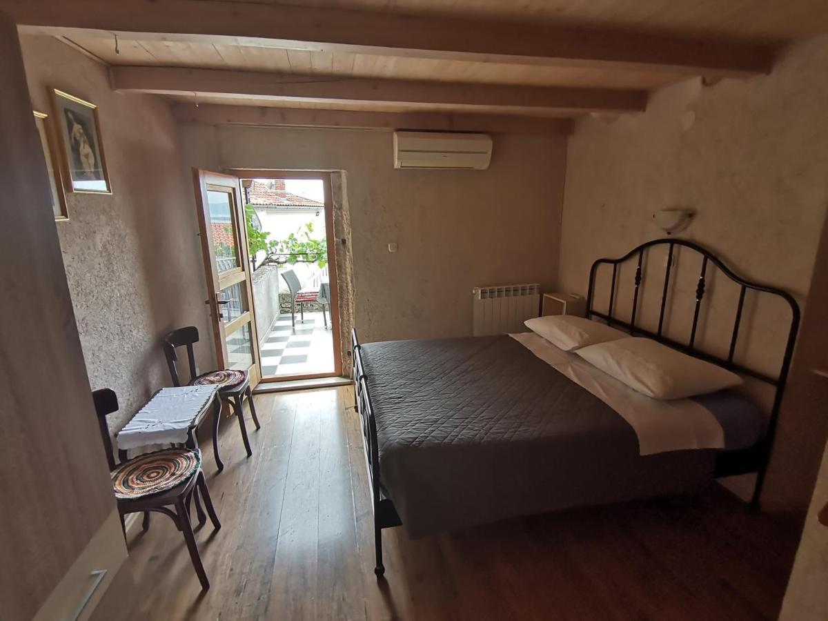 Apartmani Puric Malinska Zewnętrze zdjęcie